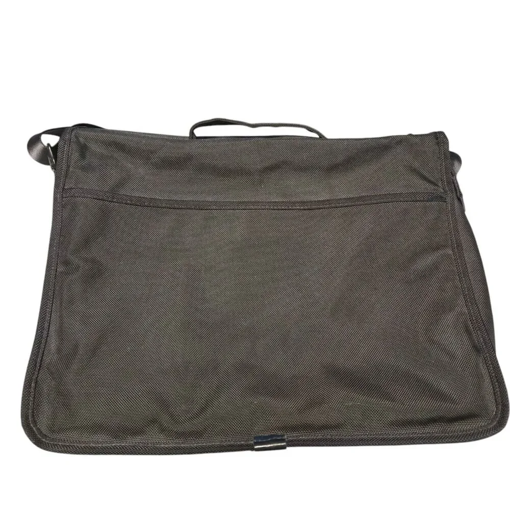 Tumi messenger laptop